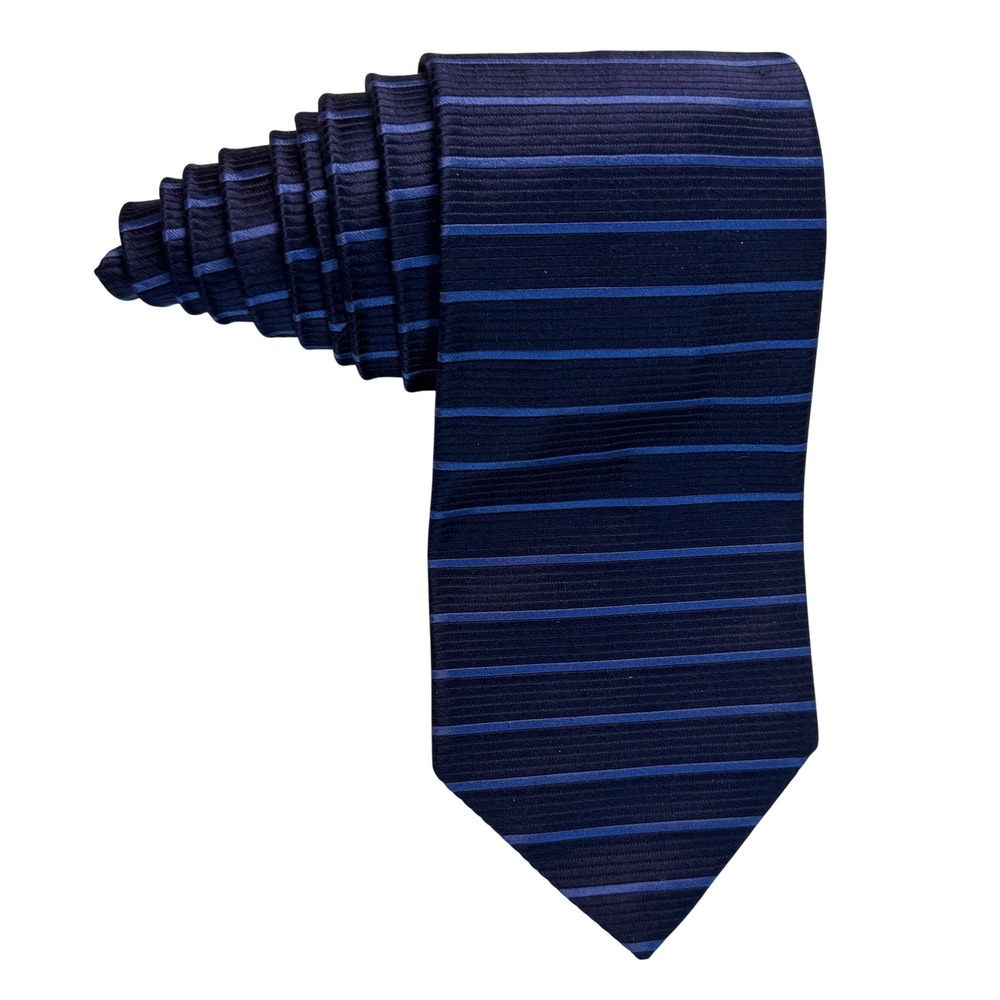 Brooks Brothers Makers Silk Tie Blue Horizontal Striped Hand Made USA Necktie